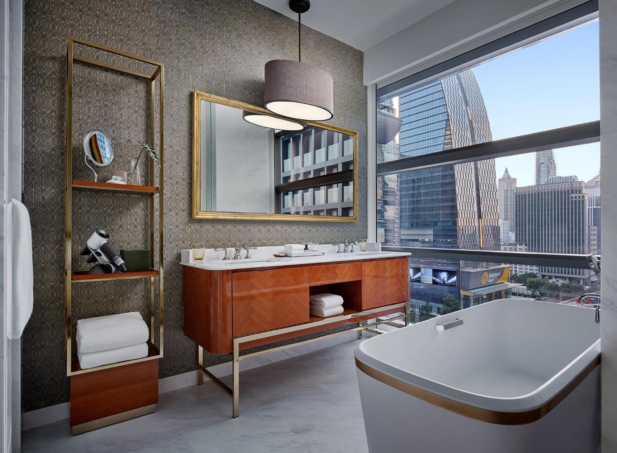 Rosewood מלון 5*